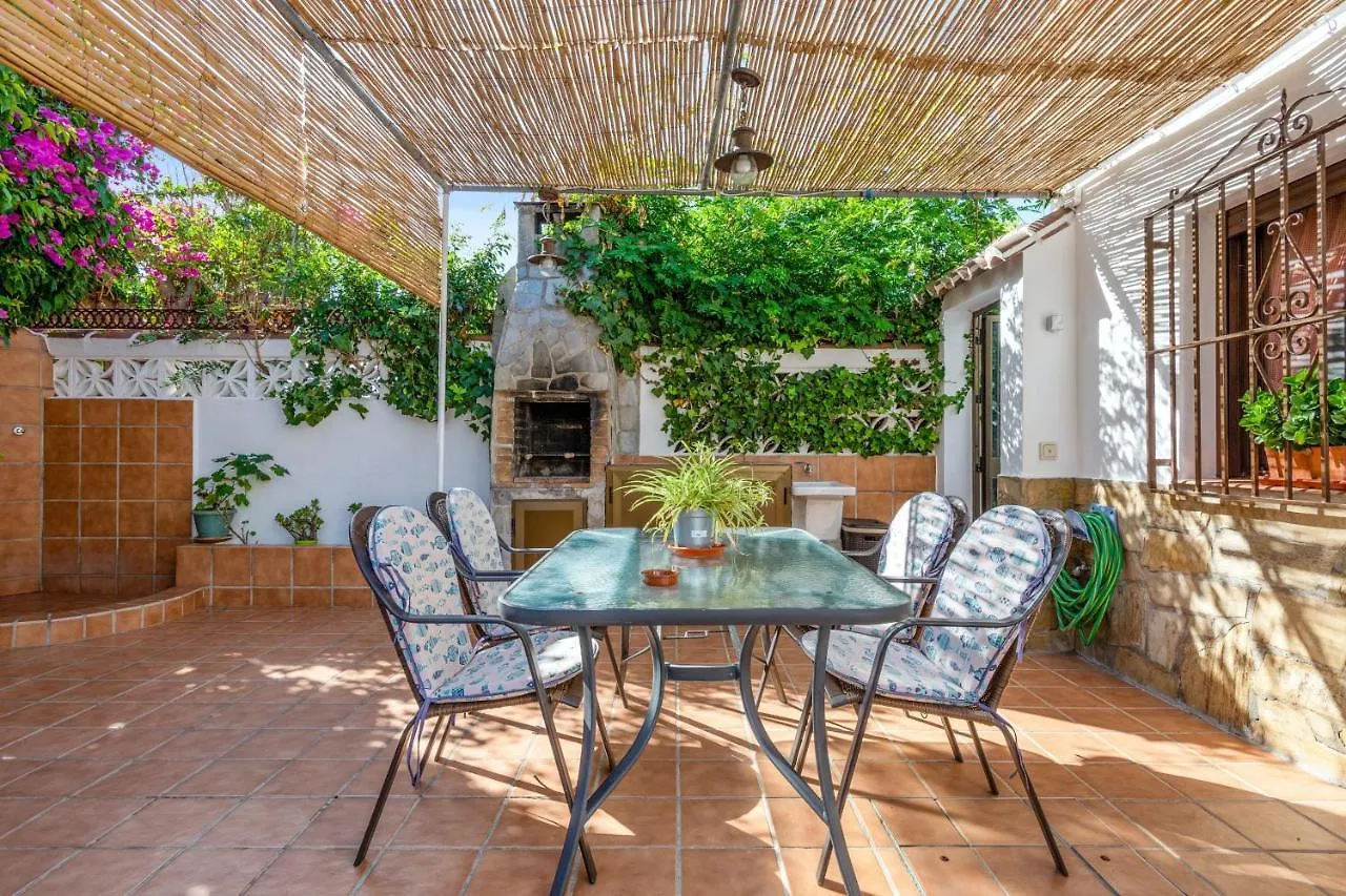 Seaside Retreat: Nerja's Two-Bedroom Oasis with Pool and Views Nerja